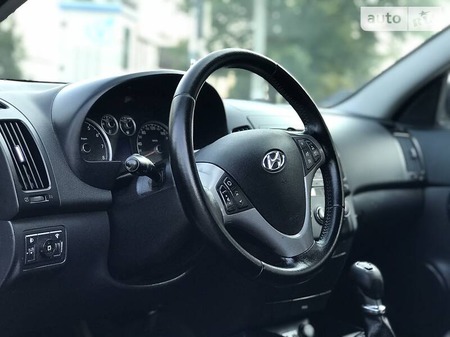 Hyundai i30 2011  випуску Дніпро з двигуном 1.4 л  універсал механіка за 6350 долл. 