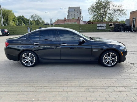 BMW 535 2012  випуску Вінниця з двигуном 3 л гібрид седан автомат за 19999 долл. 