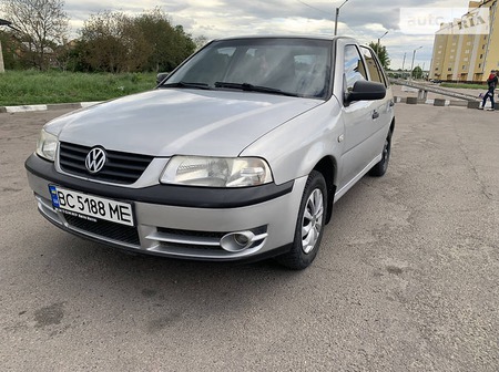 Volkswagen Pointer 2004  випуску Львів з двигуном 1 л бензин седан механіка за 3100 долл. 