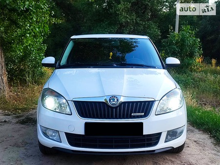 Skoda Fabia 2012  випуску Кропивницький з двигуном 1.2 л дизель універсал механіка за 5499 долл. 