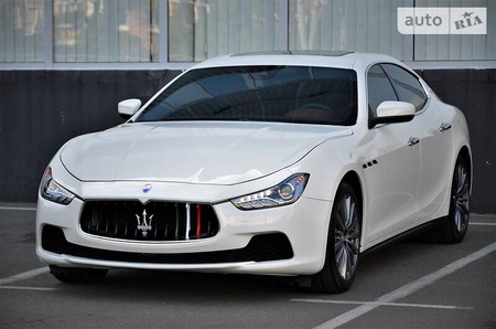 Maserati Ghibli 2017  випуску Київ з двигуном 3 л бензин седан автомат за 45999 долл. 