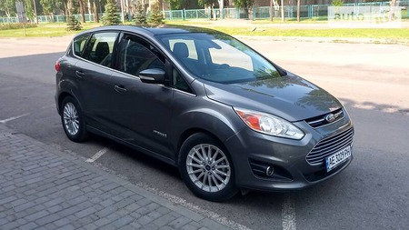 Ford C-Max 2013  випуску Дніпро з двигуном 2 л гібрид універсал автомат за 11500 долл. 