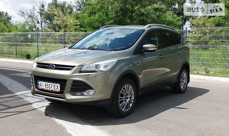 Ford Kuga 2013  випуску Київ з двигуном 1.6 л бензин позашляховик автомат за 13600 долл. 