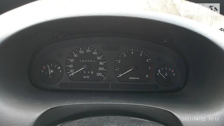 Daewoo Nubira 1998  випуску Суми з двигуном 1.6 л  седан  за 2150 долл. 