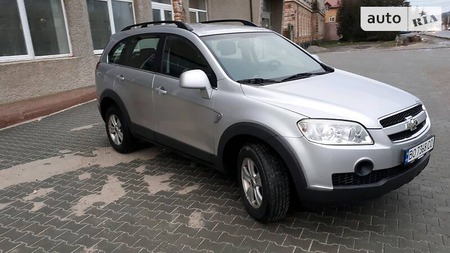 Chevrolet Captiva 2007  випуску Тернопіль з двигуном 2.4 л  позашляховик механіка за 7900 долл. 