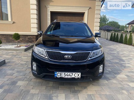 KIA Sorento 2013  випуску Чернівці з двигуном 2.2 л дизель універсал автомат за 17999 долл. 