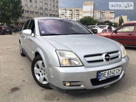 Opel Signum 2003  випуску Херсон з двигуном 2.2 л дизель універсал автомат за 5499 долл. 