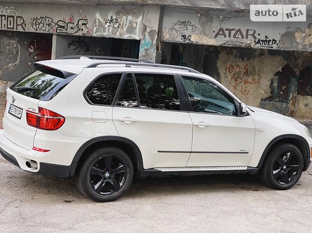 BMW X5 2011  випуску Запоріжжя з двигуном 3 л бензин позашляховик автомат за 15250 долл. 