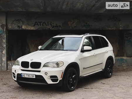 BMW X5 2010  випуску Запоріжжя з двигуном 3 л бензин позашляховик автомат за 15750 долл. 