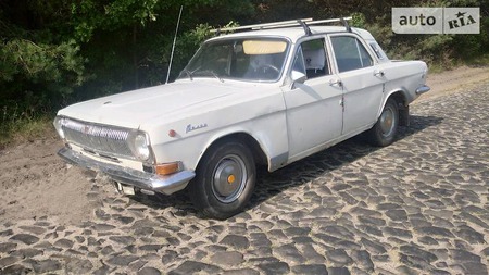 ГАЗ 24 1983  випуску Рівне з двигуном 2.4 л  седан механіка за 550 долл. 