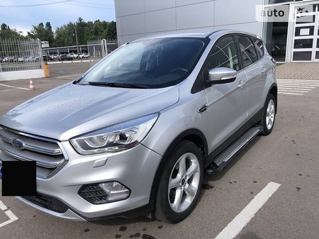 Ford Kuga 2019  випуску Київ з двигуном 1.5 л дизель позашляховик автомат за 17500 долл. 