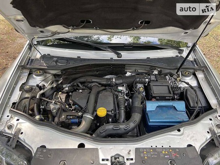 Renault Duster 2016  випуску Суми з двигуном 1.5 л дизель позашляховик механіка за 13200 долл. 