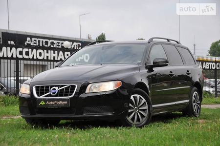 Volvo V70 2011  випуску Миколаїв з двигуном 2.5 л  універсал автомат за 8200 долл. 