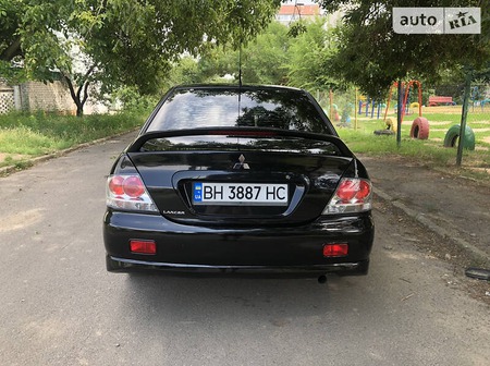 Mitsubishi Lancer 2005  випуску Миколаїв з двигуном 2 л бензин седан механіка за 5800 долл. 