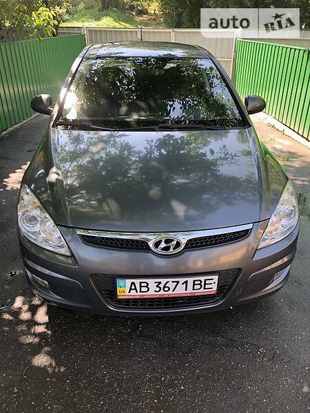 Hyundai i30 2008  випуску Вінниця з двигуном 1.6 л бензин хэтчбек механіка за 6700 долл. 