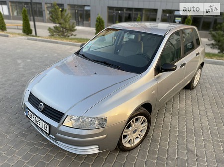 Fiat Stilo 2004  випуску Вінниця з двигуном 1.4 л бензин хэтчбек механіка за 4750 долл. 