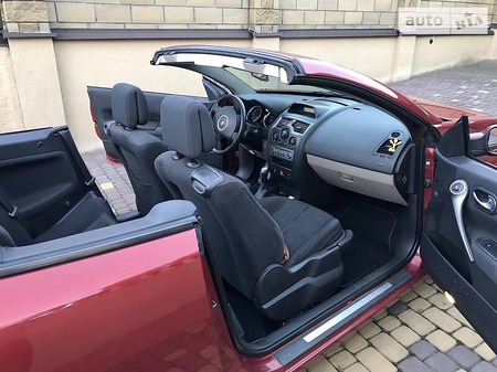 Renault Megane 2006  випуску Херсон з двигуном 1.6 л бензин кабріолет механіка за 7000 долл. 