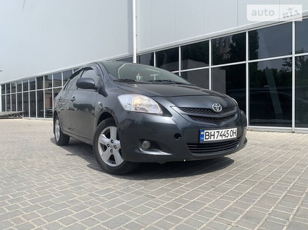 Toyota Yaris 2007  випуску Одеса з двигуном 1.3 л бензин седан автомат за 6200 долл. 