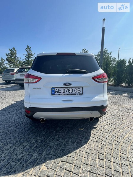 Ford Kuga 2013  випуску Дніпро з двигуном 1.6 л бензин позашляховик автомат за 12400 долл. 