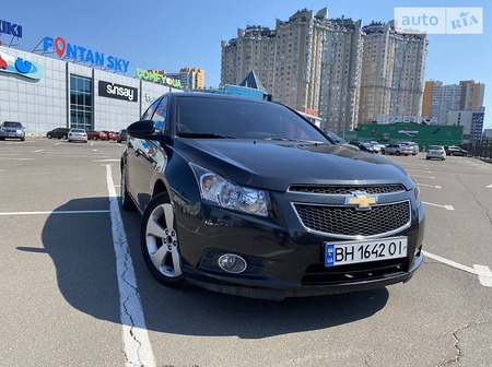 Chevrolet Cruze 2010  випуску Одеса з двигуном 1.8 л бензин седан автомат за 7950 долл. 