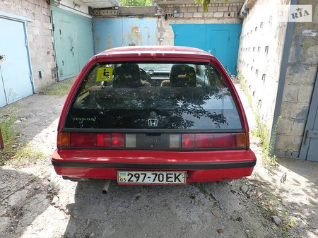 Honda Civic 1986  випуску Донецьк з двигуном 1.5 л  хэтчбек механіка за 2000 долл. 