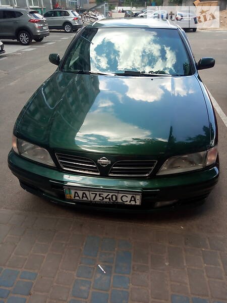 Nissan Maxima 1998  випуску Київ з двигуном 2 л бензин седан автомат за 2500 долл. 