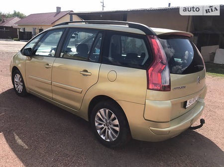 Citroen C4 Picasso 2007  випуску Львів з двигуном 2 л бензин мінівен автомат за 5700 долл. 