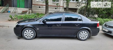 Opel Vectra 2004  випуску Харків з двигуном 2.2 л  седан автомат за 5000 долл. 