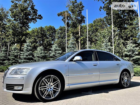 Audi A8 2006  випуску Харків з двигуном 6 л бензин седан автомат за 11300 долл. 