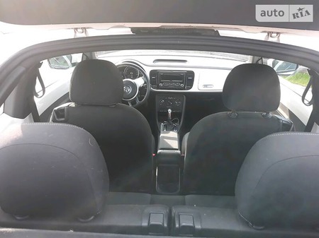 Volkswagen Beetle 2013  випуску Львів з двигуном 2 л дизель хэтчбек автомат за 12800 долл. 