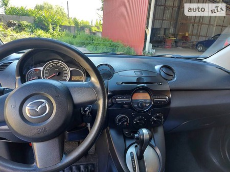 Mazda 2 2011  випуску Дніпро з двигуном 1.5 л бензин хэтчбек автомат за 7400 долл. 