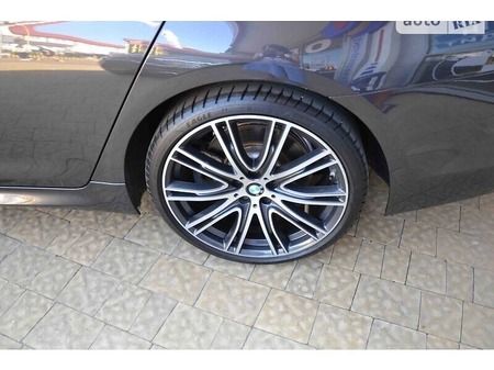 BMW 540 2017  випуску Львів з двигуном 3 л бензин седан автомат за 48900 долл. 