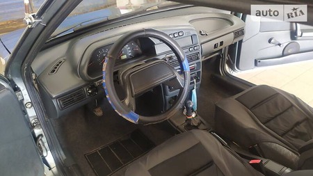 Lada 2113 2010  випуску Херсон з двигуном 1.6 л  універсал механіка за 3000 долл. 