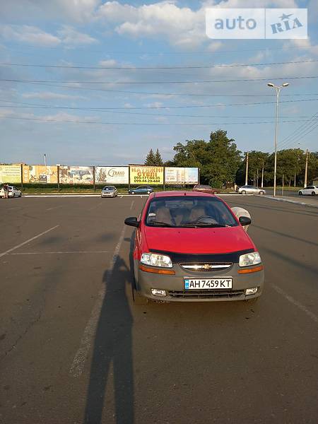 Chevrolet Aveo 2005  випуску Донецьк з двигуном 1.5 л  седан механіка за 4200 долл. 