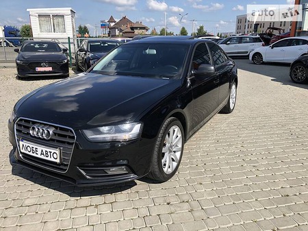 Audi A4 Limousine 2013  випуску Львів з двигуном 2 л бензин седан автомат за 11900 долл. 