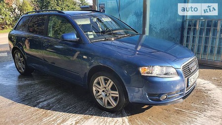 Audi A4 Limousine 2006  випуску Львів з двигуном 2 л дизель універсал механіка за 7800 долл. 