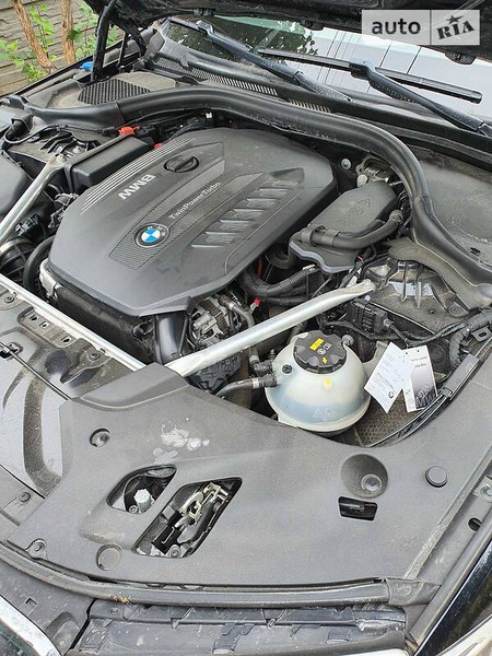 BMW 540 2018  випуску Дніпро з двигуном 3 л дизель седан  за 55000 долл. 