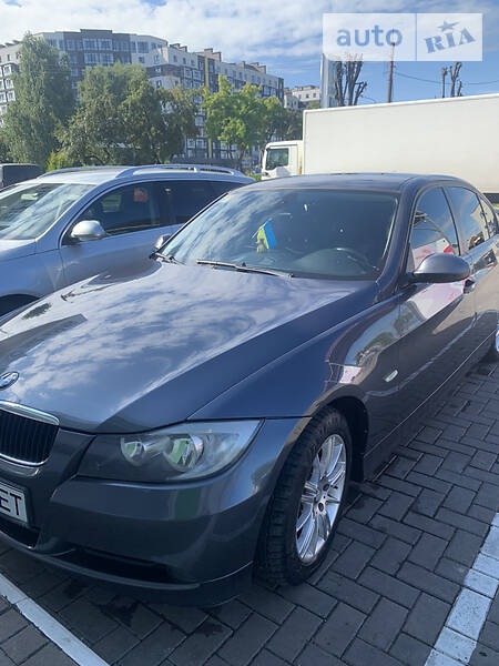 BMW 318 2007  випуску Івано-Франківськ з двигуном 2 л дизель седан механіка за 8350 долл. 