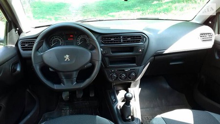 Peugeot 301 2013  випуску Івано-Франківськ з двигуном 1.2 л бензин седан механіка за 9600 долл. 
