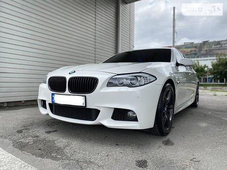 BMW 535 2012  випуску Харків з двигуном 3 л бензин седан автомат за 19000 долл. 