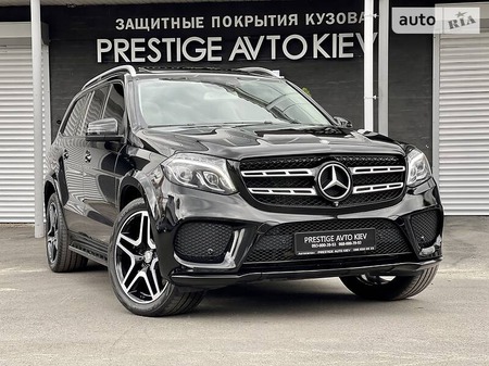 Mercedes-Benz GLS 500 2016  випуску Київ з двигуном 4.7 л бензин позашляховик автомат за 54900 долл. 