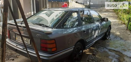 Ford Scorpio 1988  випуску Чернівці з двигуном 2 л  хэтчбек механіка за 950 долл. 