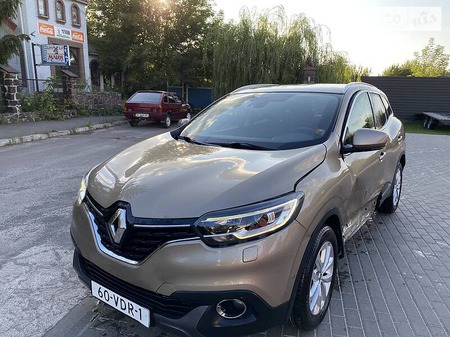 Renault Kadjar 2017  випуску Львів з двигуном 1.5 л дизель позашляховик механіка за 12950 долл. 