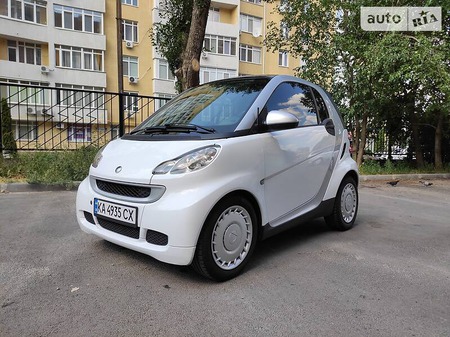 Smart ForTwo 2011  випуску Харків з двигуном 1 л бензин купе автомат за 5650 долл. 