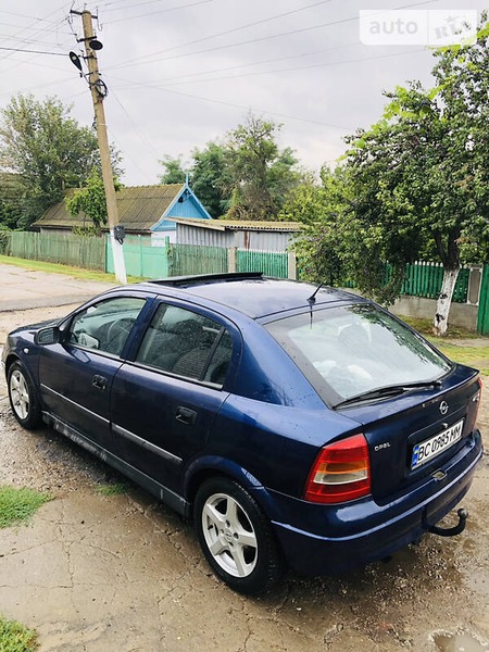 Opel Astra 2002  випуску Одеса з двигуном 1.6 л бензин хэтчбек механіка за 3650 долл. 