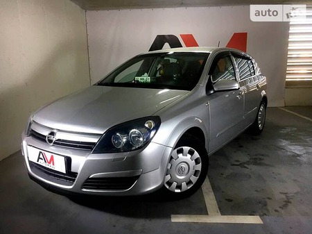 Opel Astra 2004  випуску Одеса з двигуном 1.4 л бензин хэтчбек механіка за 5500 долл. 