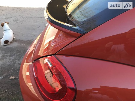 Volkswagen Beetle 2016  випуску Хмельницький з двигуном 1.8 л бензин купе автомат за 11500 долл. 