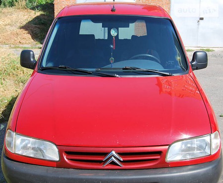 Citroen Berlingo 1999  випуску Полтава з двигуном 1.4 л бензин пікап механіка за 4150 долл. 