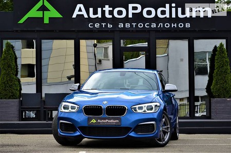 BMW 140 2018  випуску Київ з двигуном 3 л бензин хэтчбек автомат за 37700 долл. 