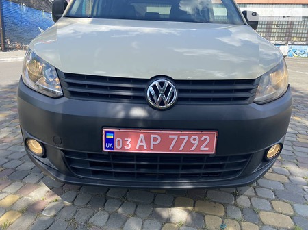 Volkswagen Caddy 2011  випуску Луцьк з двигуном 1.6 л дизель універсал автомат за 7950 долл. 